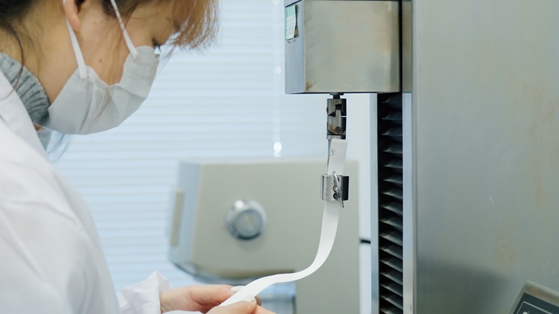 Smooth Draw White Verge Cigarette Paper Cross Lines Slow Ignition Wholesale Pack